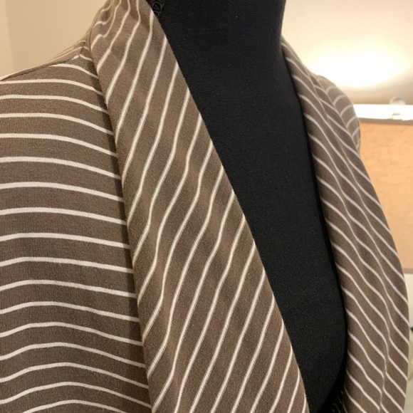 St. John’s Bay Plus Women’s 3/4 Sleeve Open Front Cardigan - Picture 4 of 6